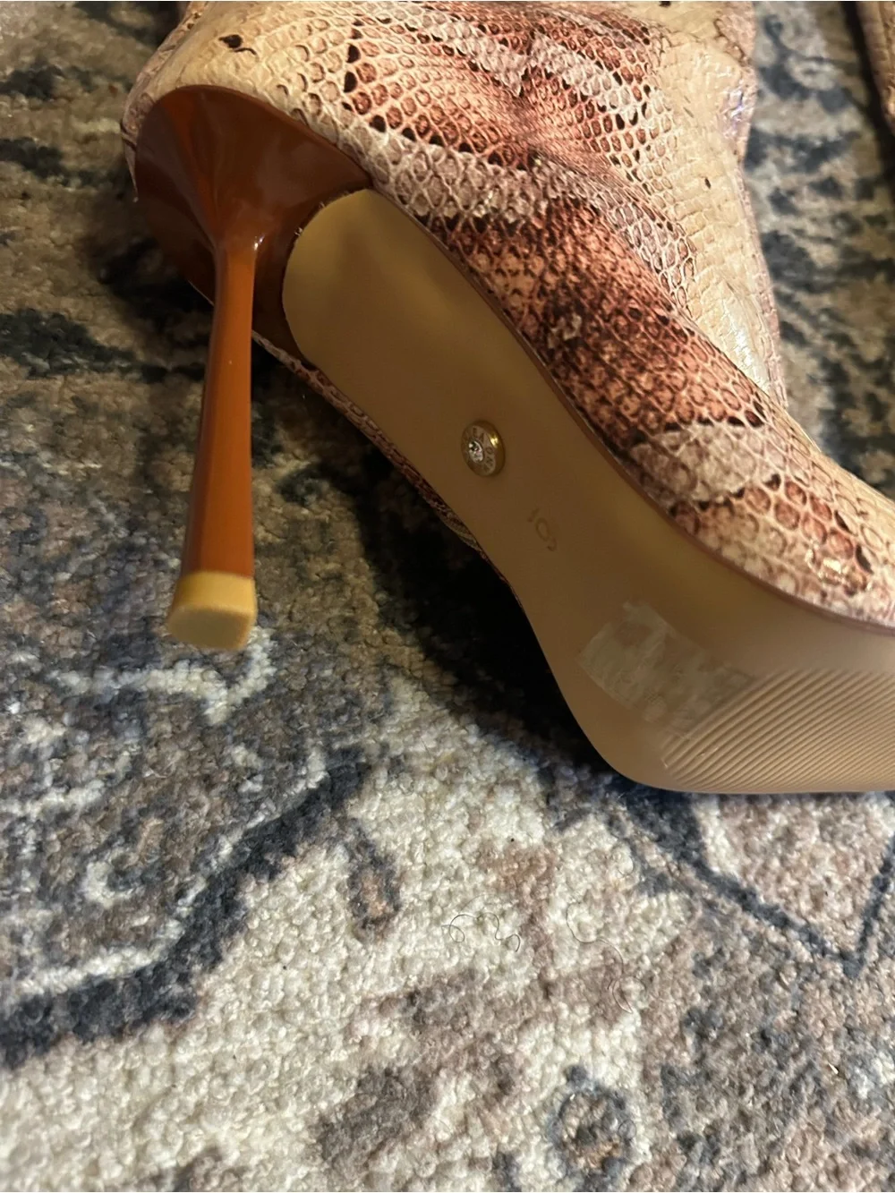 NWOT AZALEA WANG MADEYE NUDE SNAKE STILETTO BOOT